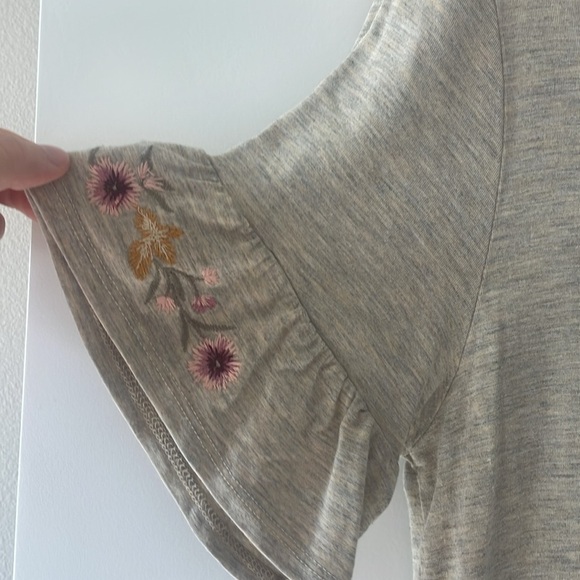 Francesca's Size Small Floral Embroidered Peplum Babydoll Bohemian Style Top - Picture 4 of 7